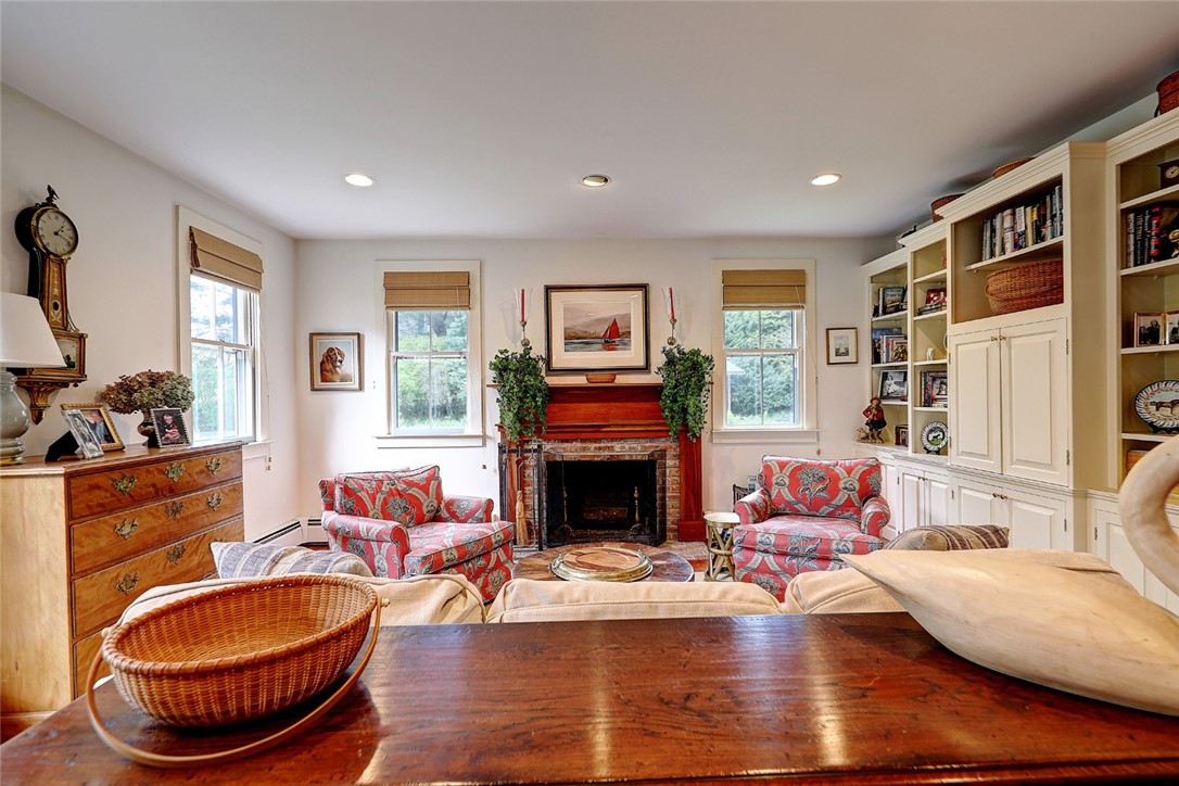 13 Alfred Drowne Road Barrington, RI 02806 - Photo 10 of 39