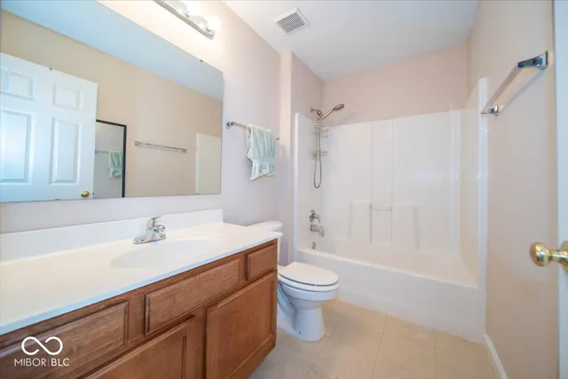 $184,500 | 8444 Hague Road, Unit 20, Indianapolis, IN 46256