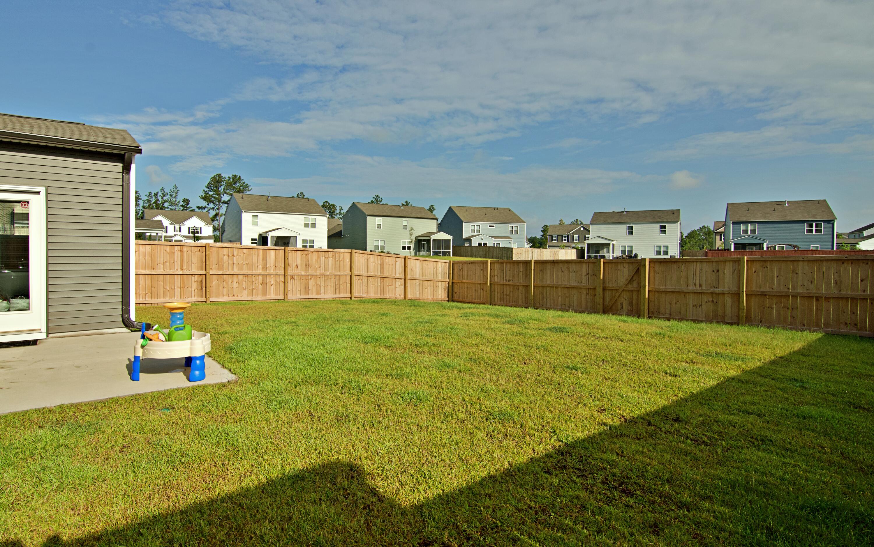135 Hayworth Road Summerville, SC 29486 - Photo 37 of 43 94