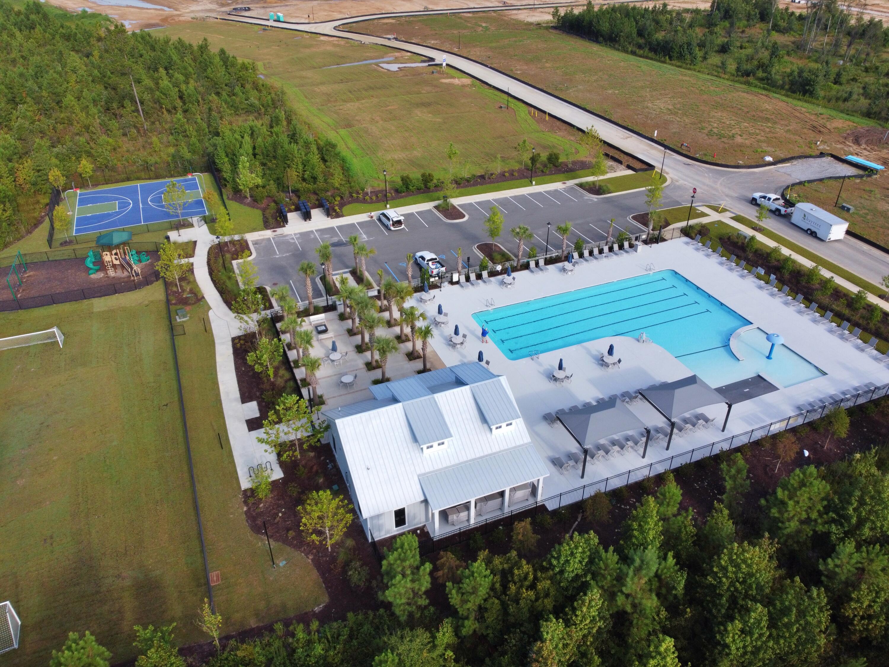 135 Hayworth Road Summerville, SC 29486 - Photo 40 of 43 703