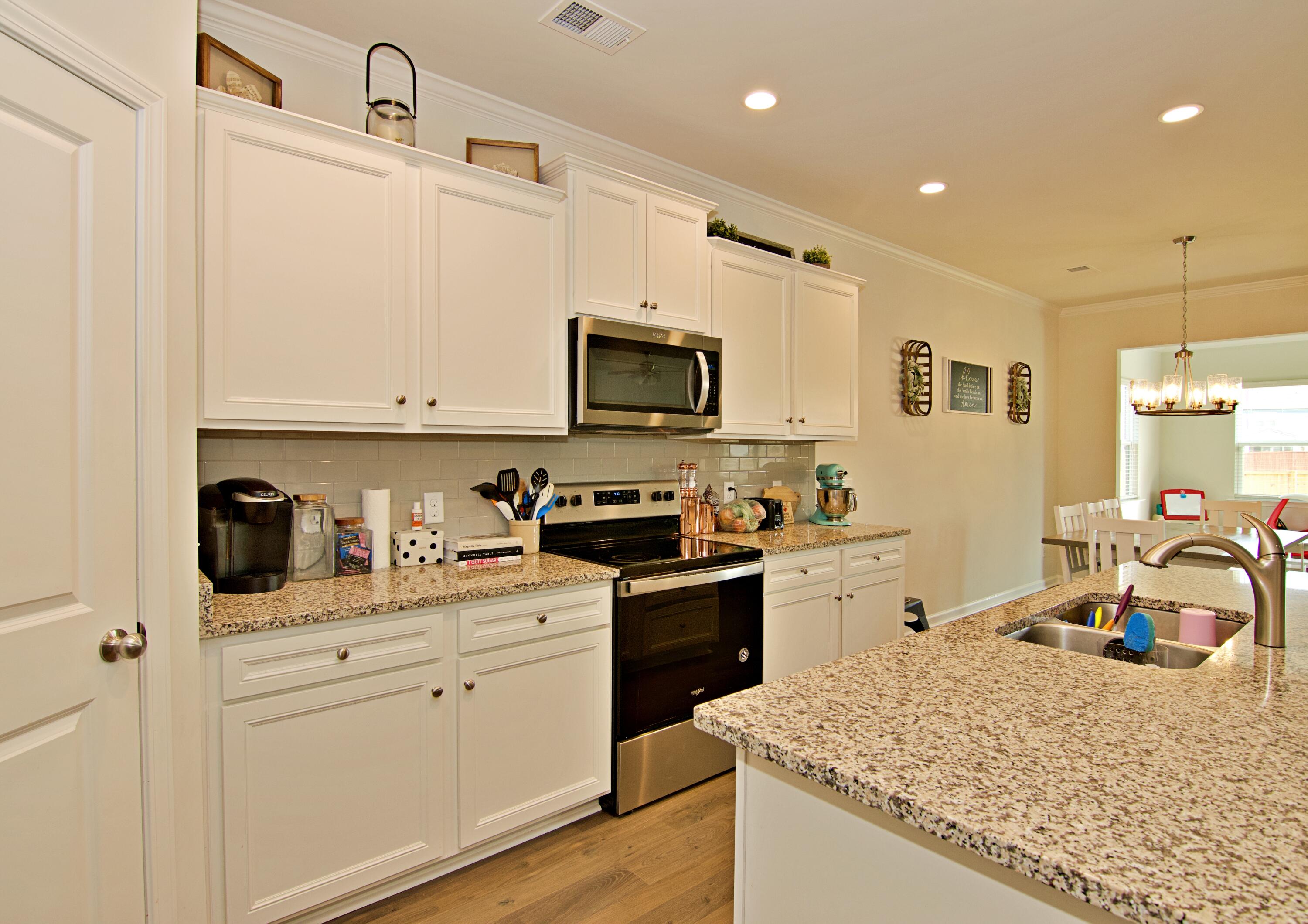 135 Hayworth Road Summerville, SC 29486 - Photo 6 of 43 24