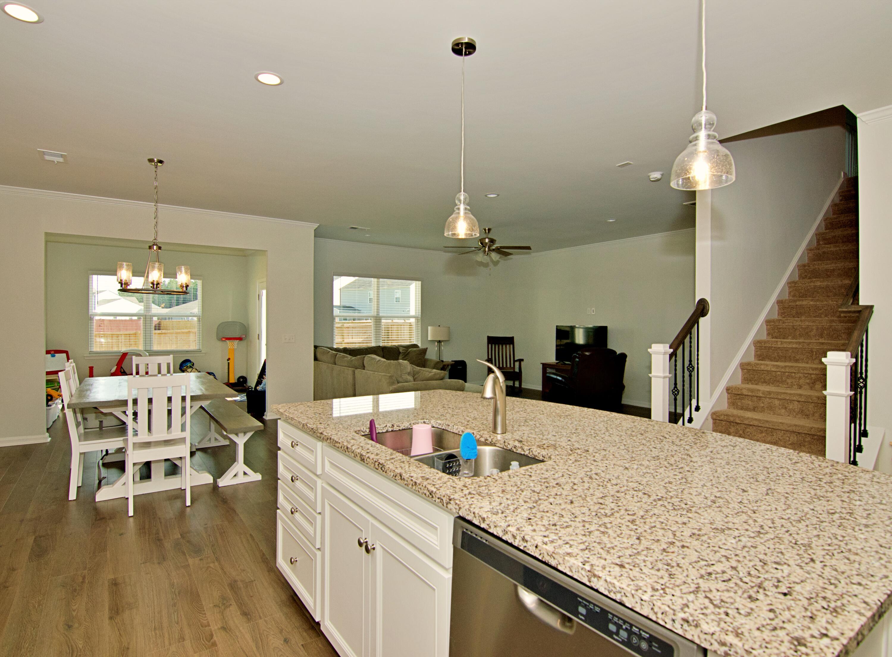 135 Hayworth Road Summerville, SC 29486 - Photo 7 of 43 27