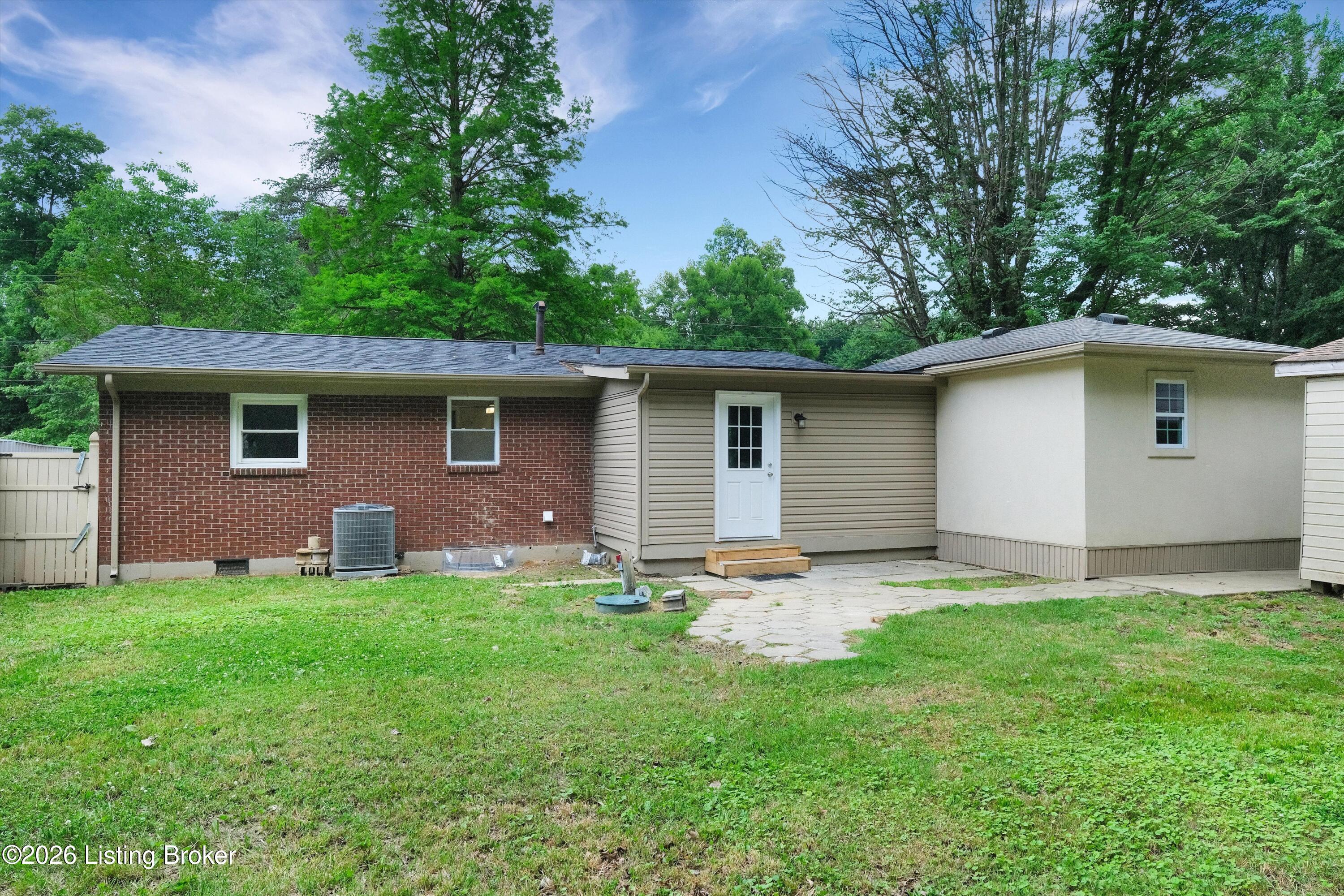 11204 Blue Lick Road Louisville, KY 40229 - Photo 29 of 30 38-11204 Blue Lick Rd