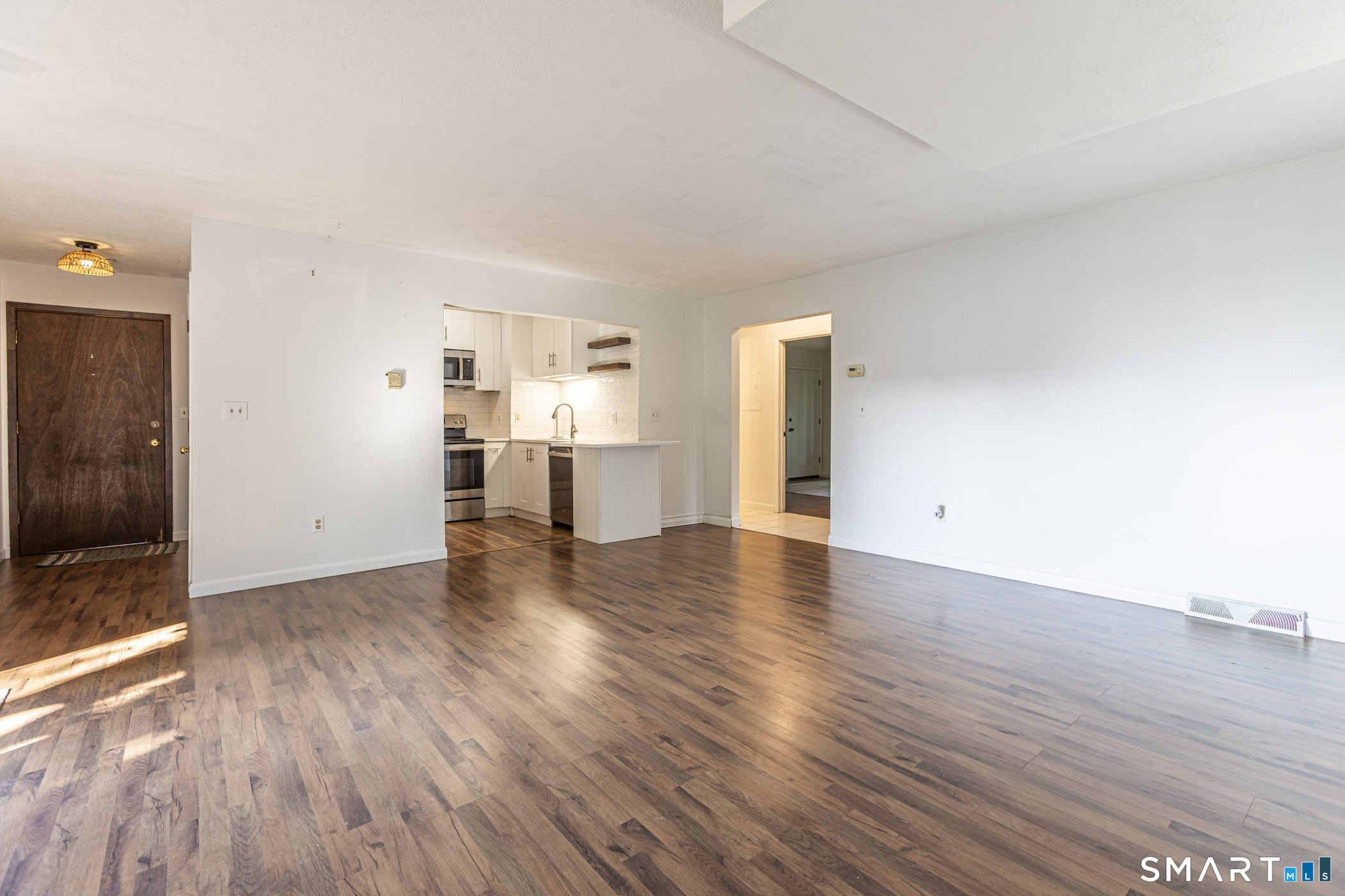60 Overlook Avenue, Unit 60 Fairfield, CT 06824 - Photo 8 of 36 Gallery Image 8