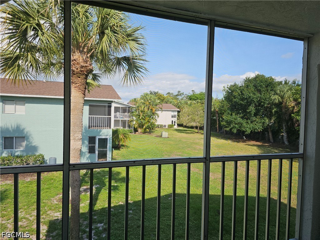 8101 Country Road, Unit 201 Fort Myers, FL 33919 - Photo 18 of 34