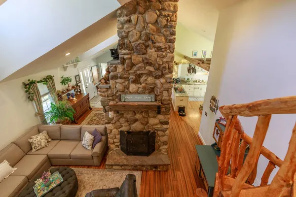 $579,900 | 5 Ashby Road, New Ipswich, NH 03071