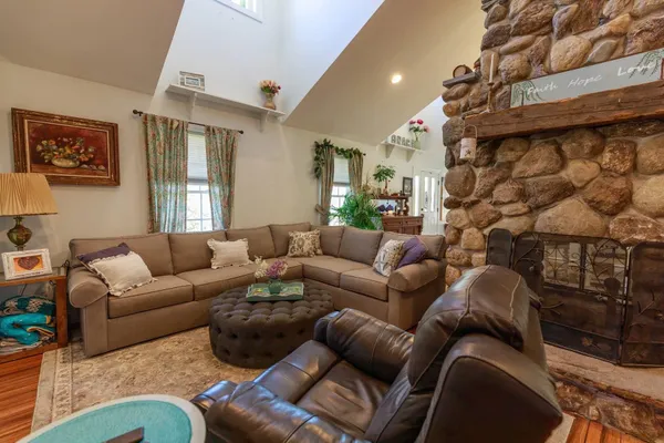 $579,900 | 5 Ashby Road, New Ipswich, NH 03071