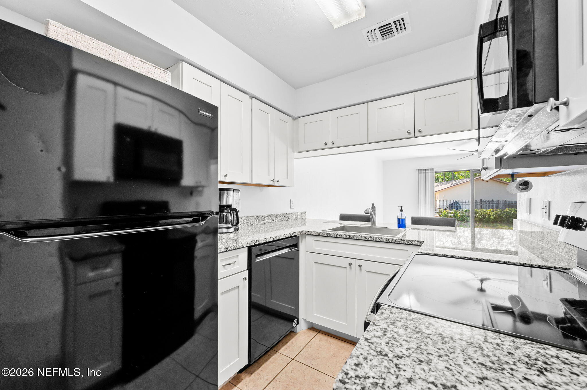 2635 Southwest 35th Place, Unit 1903 Gainesville, FL 32608 - Photo 17 of 44 22-web-or-mls-2635 SW 35th Place APT 190