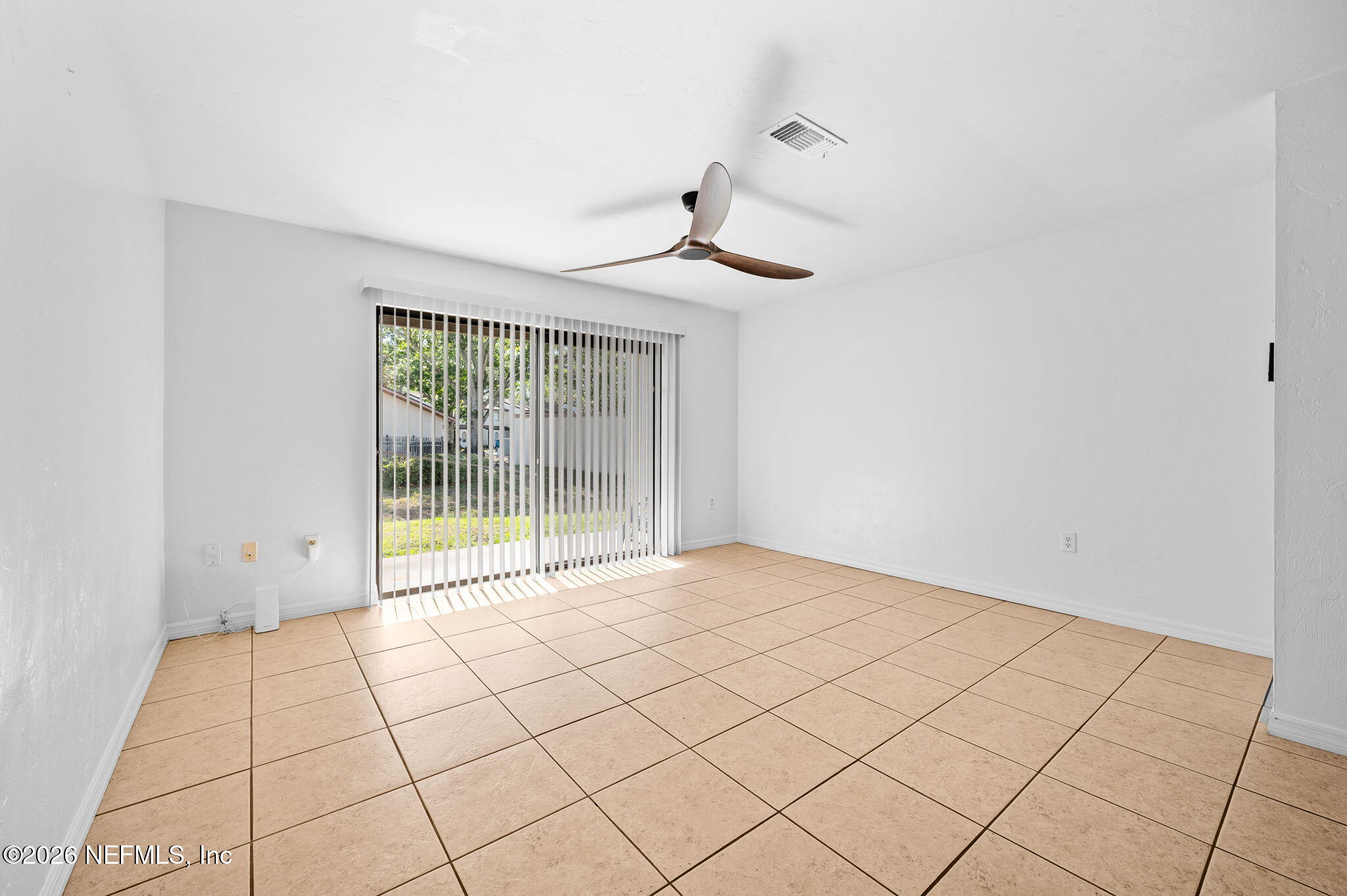 2635 Southwest 35th Place, Unit 1903 Gainesville, FL 32608 - Photo 10 of 44 15-web-or-mls-2635 SW 35th Place APT 190