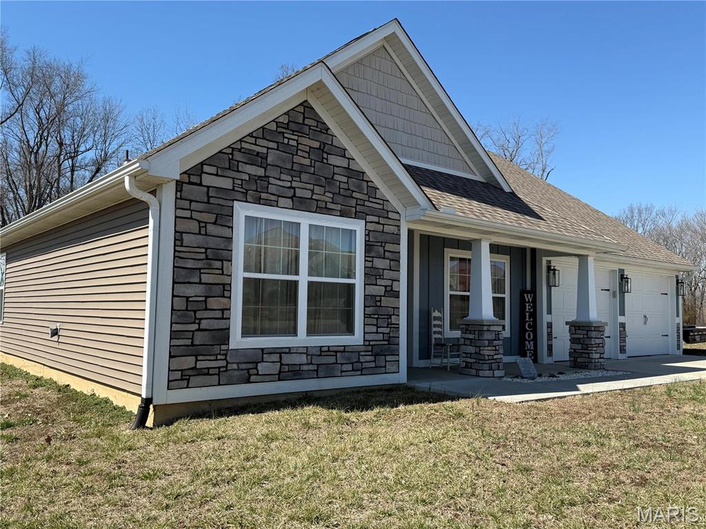 379 Lakeview Crossing Cape Girardeau, MO 63701 - Photo 3 of 30