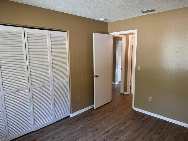 $1,950 | 3433 Laurel Dale Drive, Tampa, FL 33618