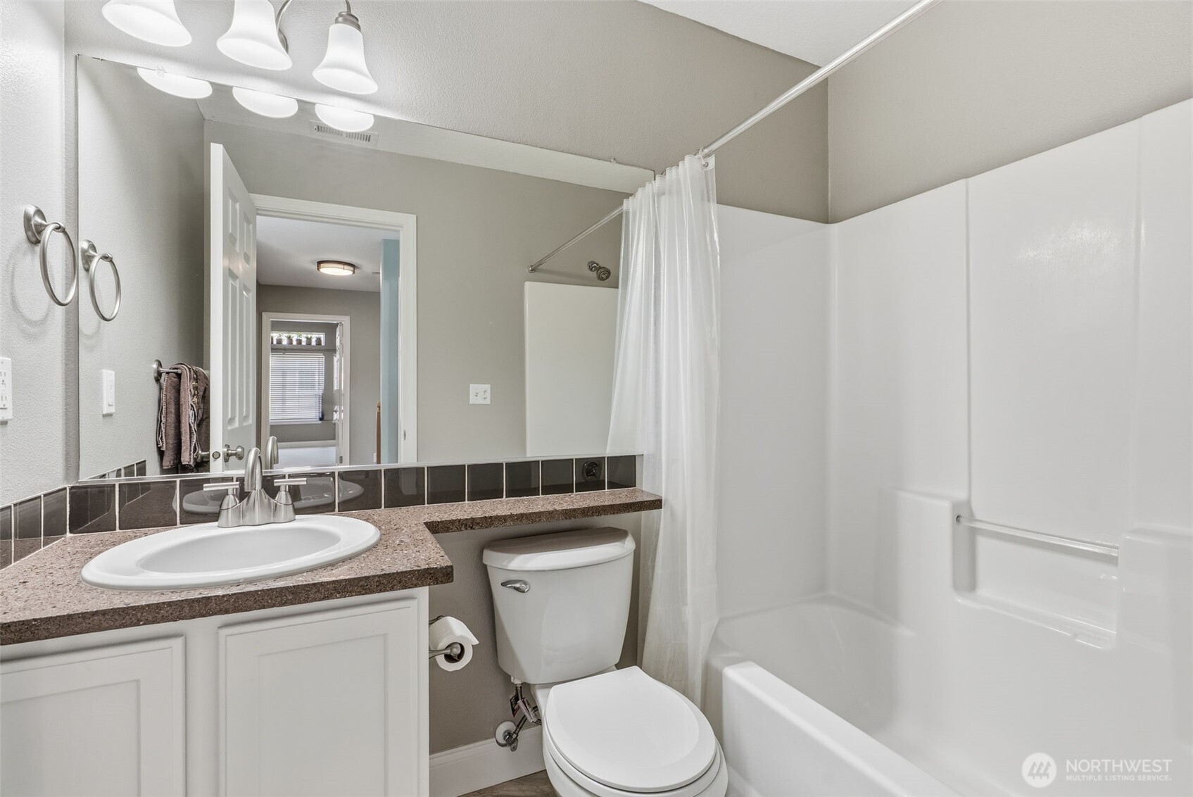 722 Northwest Meadow Ridge Lane Camas, WA 98607 - Photo 18 of 34
