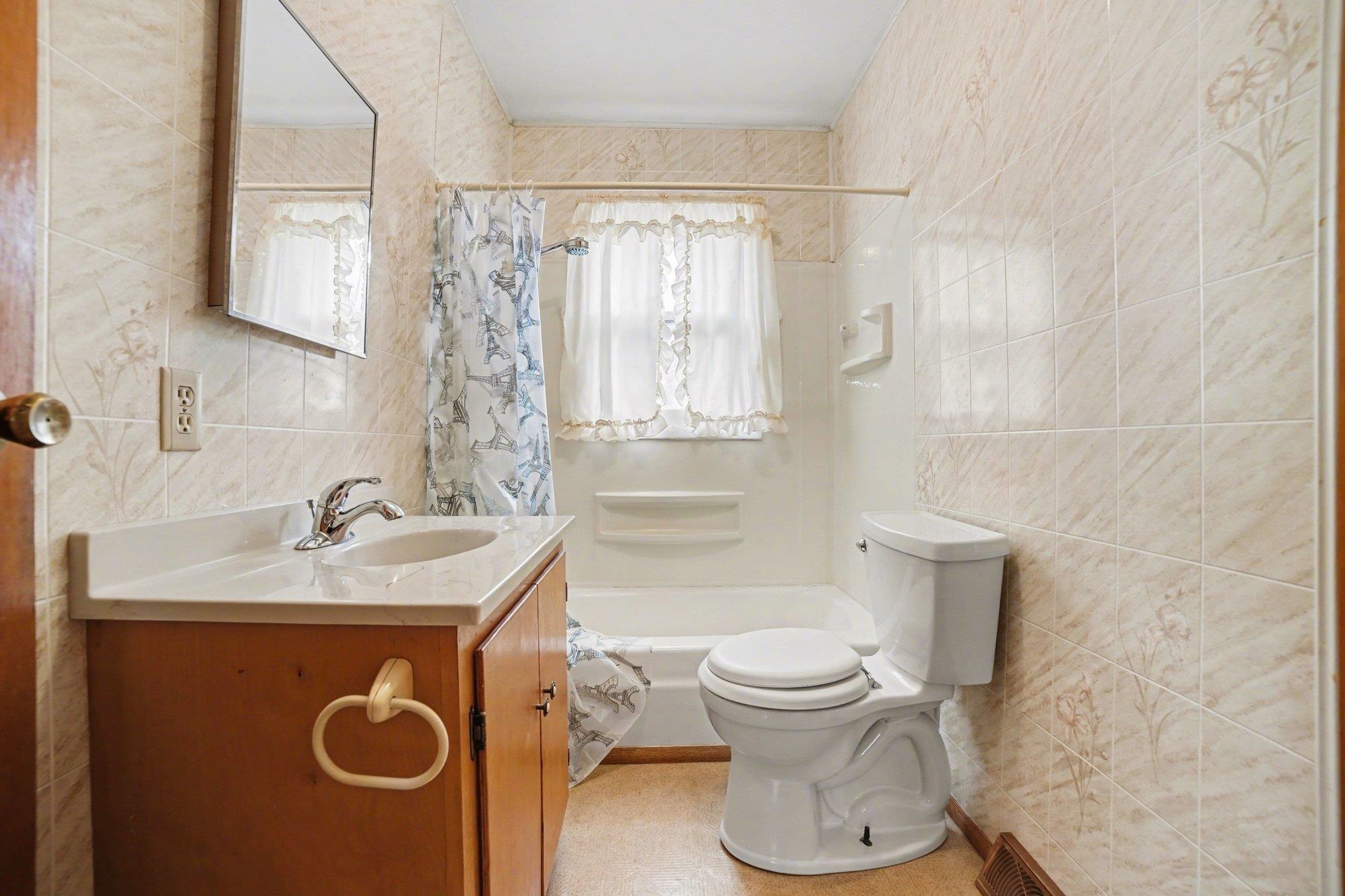 7495 McBride's Road Edmore, MI 48829 - Photo 15 of 38