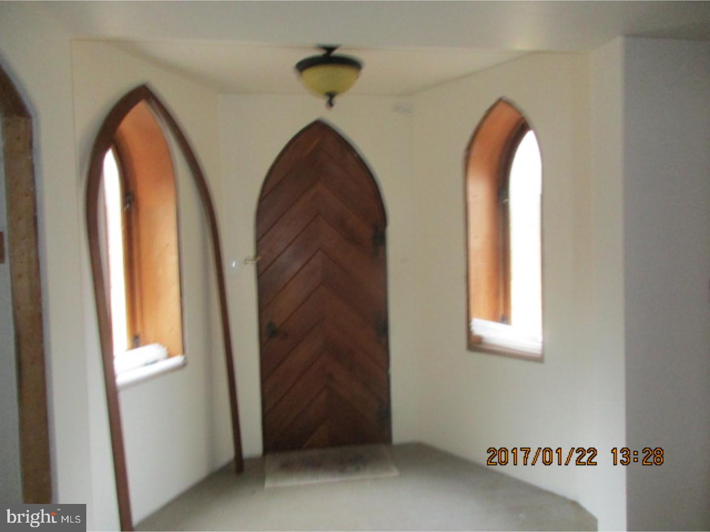 6189 Covered Bridge Road Pipersville, PA 18947 - Photo 4 of 16 Gallery Image 4