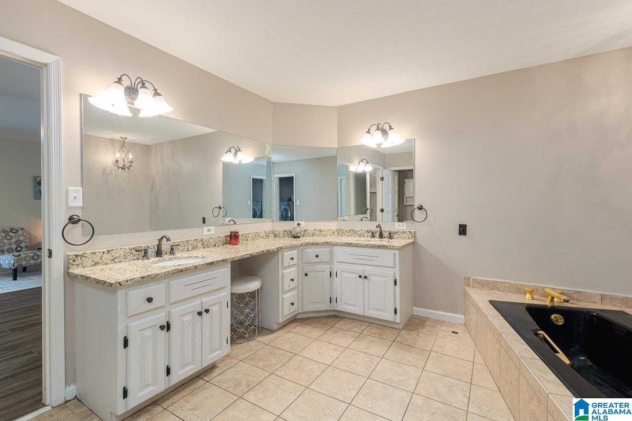 1213 Shades Crest Road Birmingham, AL 35226 - Photo 17 of 44