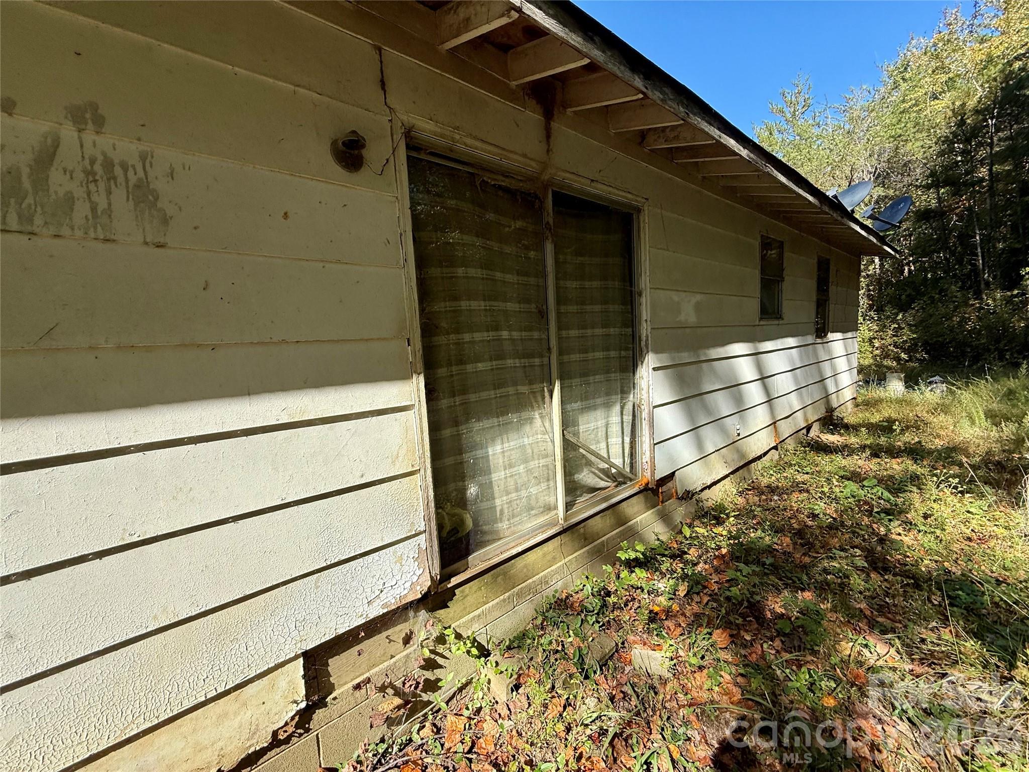 229 Kelsey Lane Rutherfordton, NC 28139 - Photo 9 of 25 a view of front door
