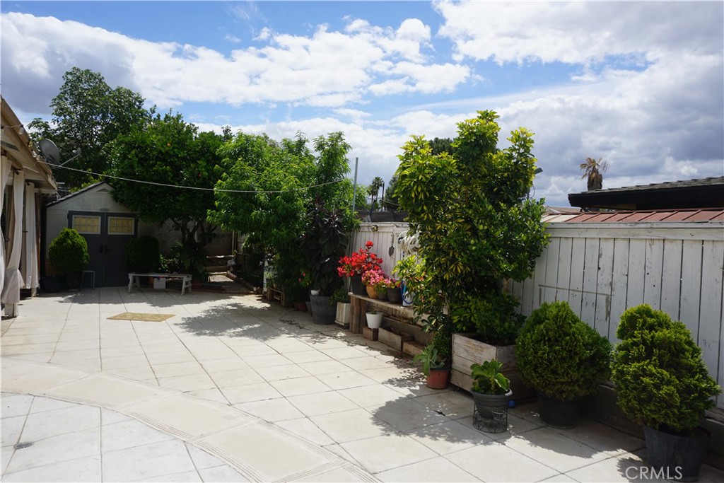 6311 Stover Avenue Riverside, CA 92505 - Photo 2 of 11