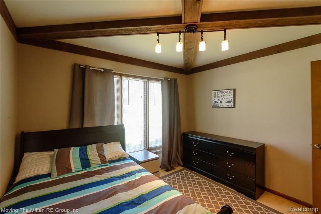 20454 Gill Road Livonia, MI 48152 - Photo 17 of 48 mtm_20454_gill-3.jpg