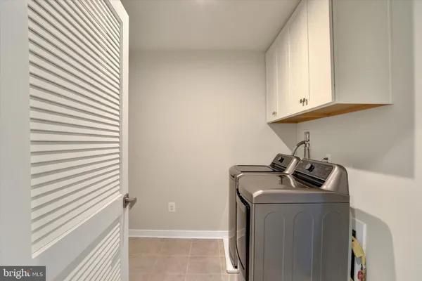 $670,000 | 100 Grayhawk Way South, Mechanicsburg, PA 17050
