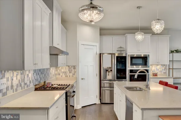 $670,000 | 100 Grayhawk Way South, Mechanicsburg, PA 17050