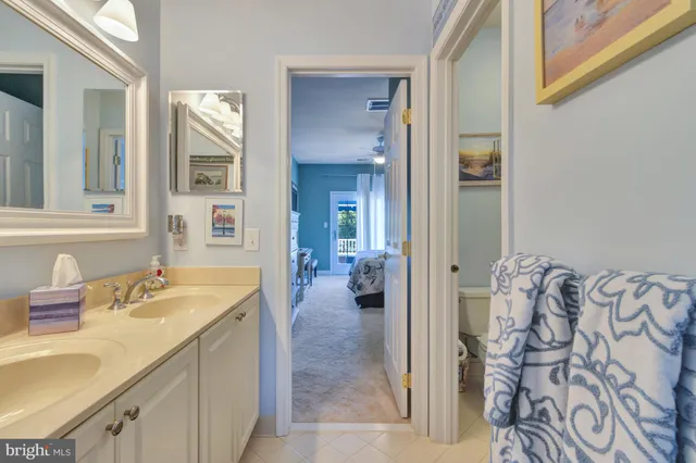 $899,500 | 30923 Sea Breeze Lane, Ocean View, DE 19970