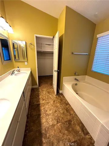 $3,400 | 804 St James Drive, Corona, CA 92882