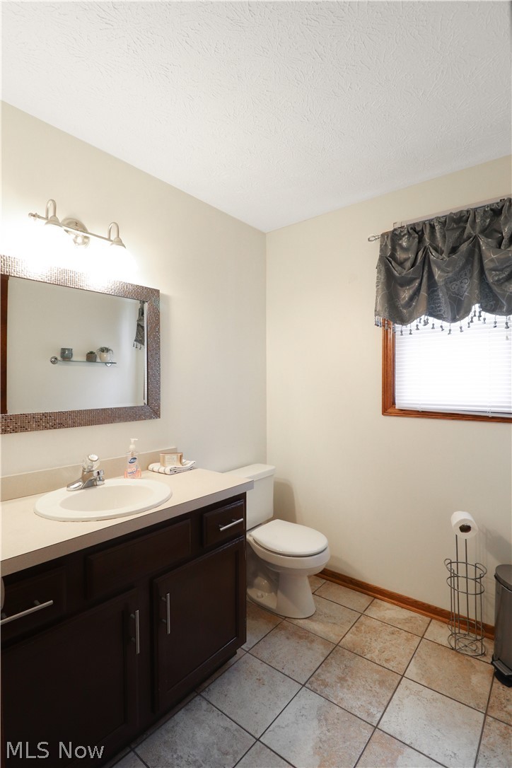 2763 Heckman Road Uniontown, OH 44685 - Photo 16 of 31 Gallery Image 16