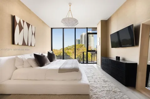 $2,150,000 | 3156 Southwest 27th Avenue, Unit 305, Coconut Grove, FL 33133