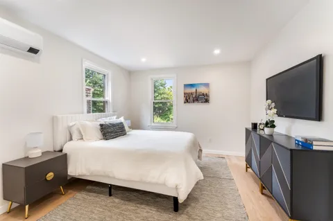 $829,000 | 171 Summit Avenue, Jersey City, NJ 07304