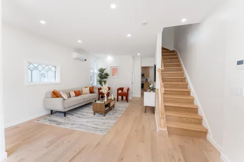 $829,000 | 171 Summit Avenue, Jersey City, NJ 07304