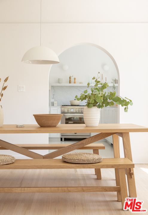 854 Hyperion Avenue Los Angeles, CA 90029 - Photo 7 of 24