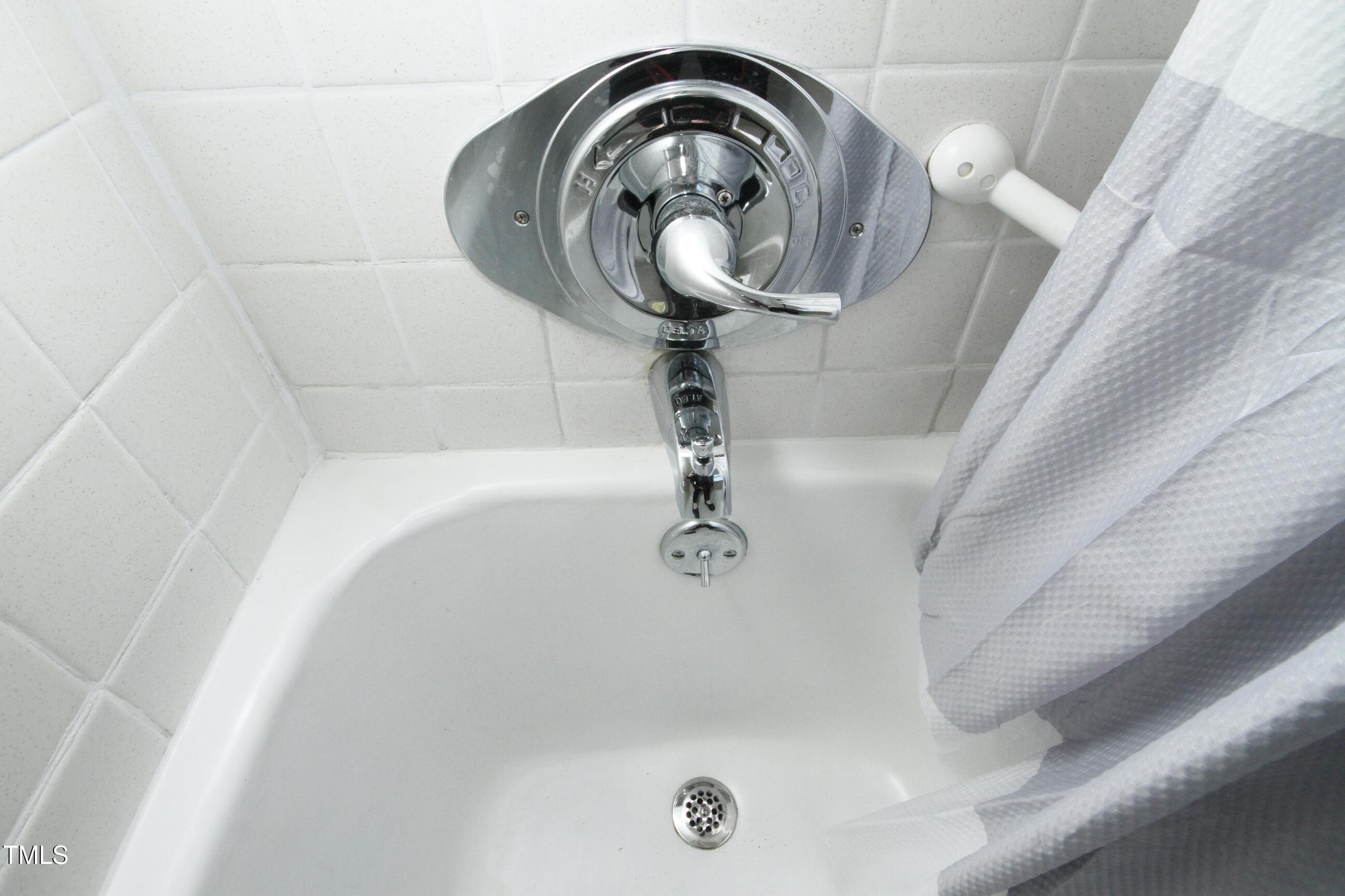 659 Loop Road Burlington, NC 27217 - Photo 17 of 25 19 Bathroom new fixture