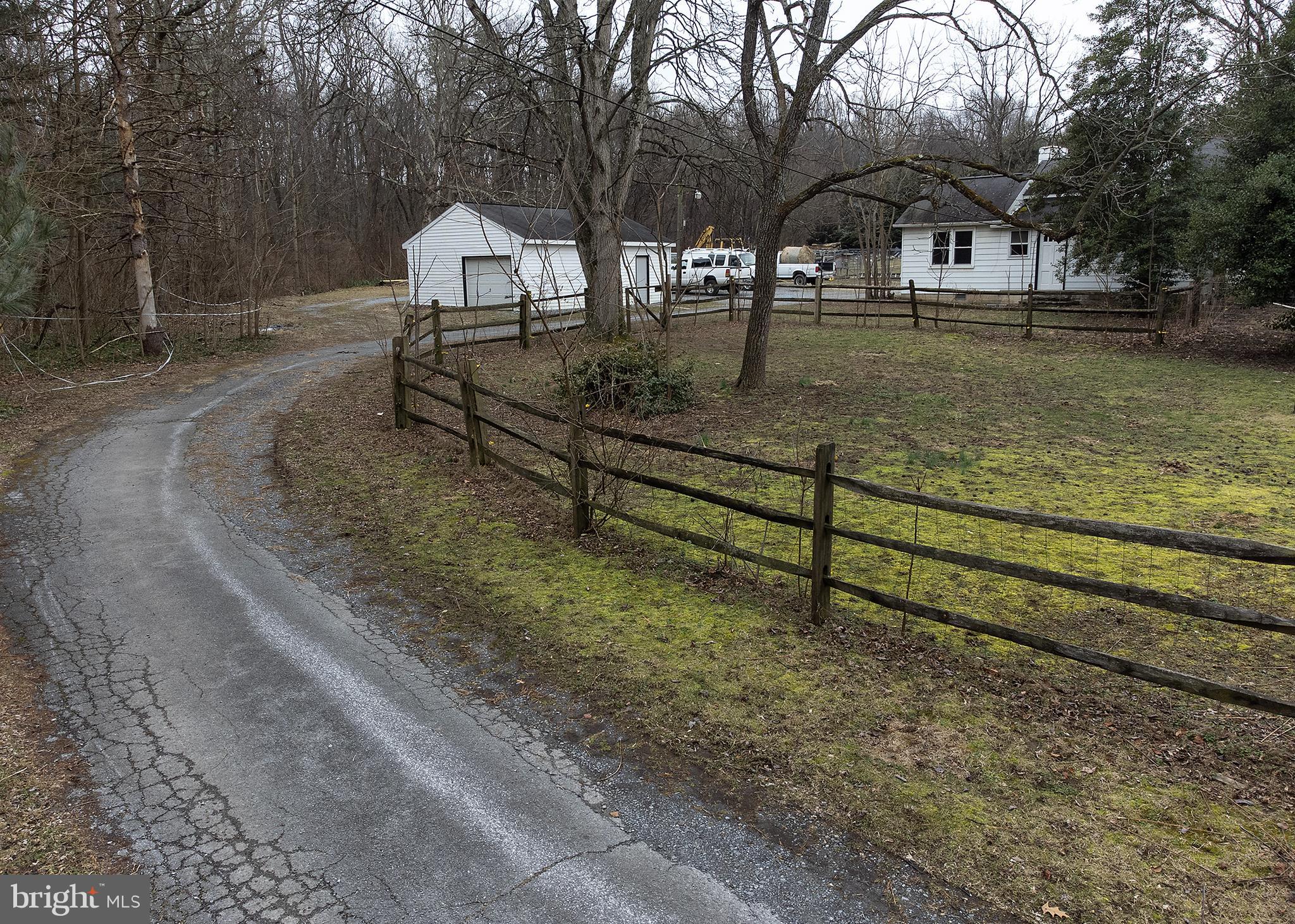 28 Cold Springs Road Carlisle, PA 17015 - Photo 2 of 46 Gallery Image 2