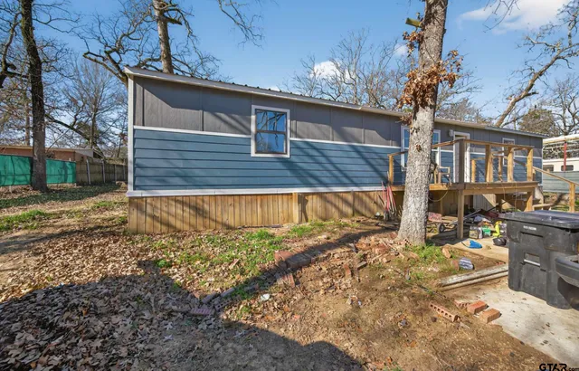 $100,000 | 22666 Lakeway Harbor Drive, Flint, TX 75762