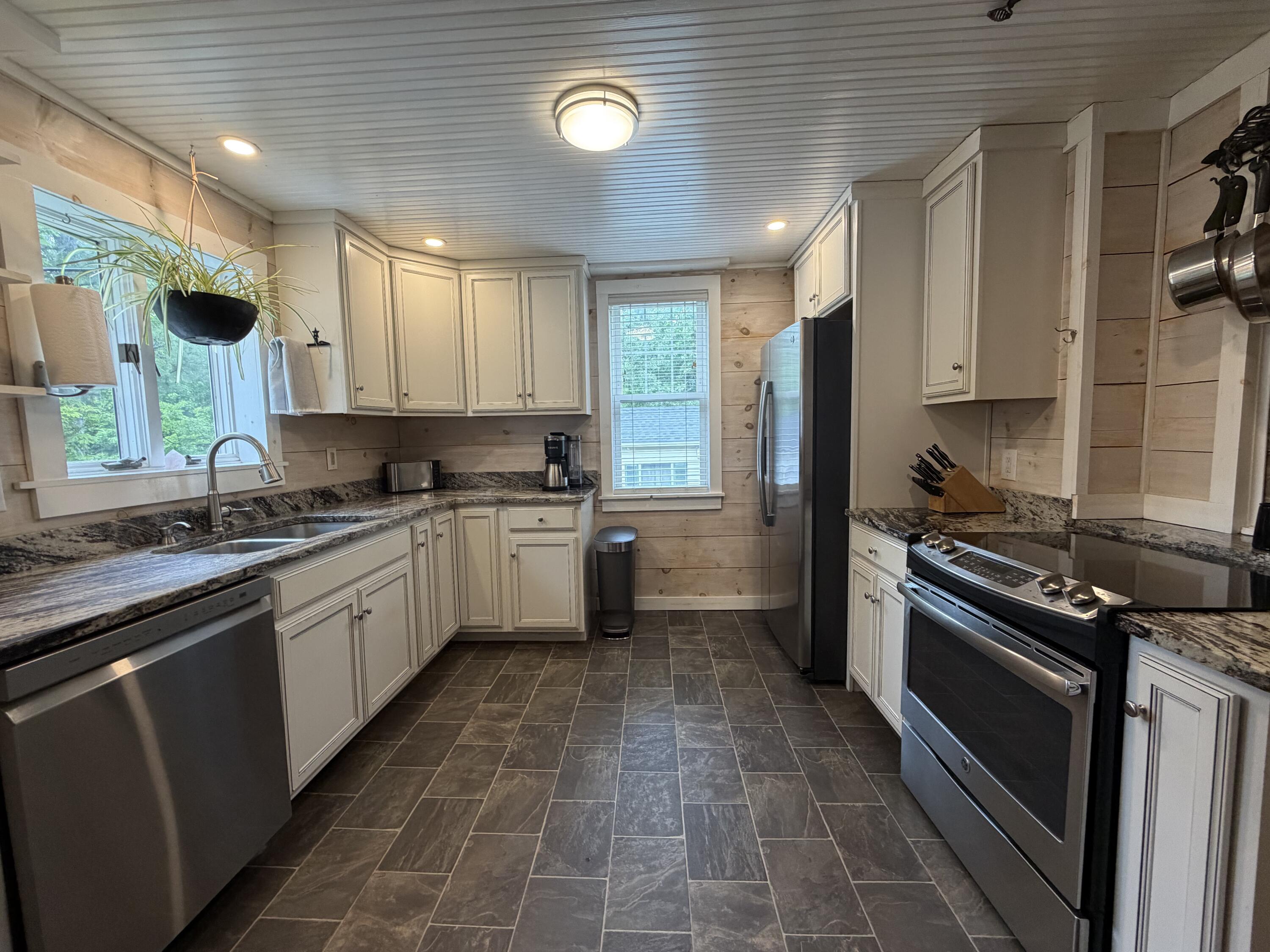10 Danforth Street Wiscasset, ME 04578 - Photo 14 of 41 IMG_5228