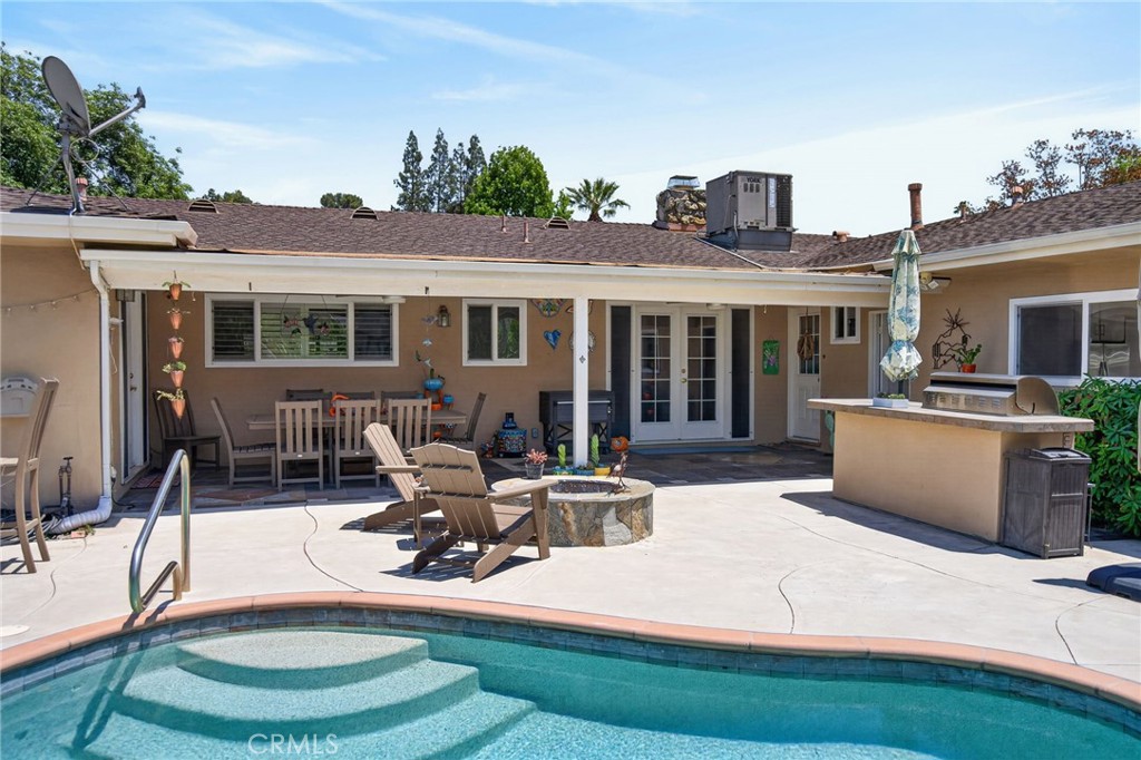 5323 Falkirk Avenue Riverside, CA 92506 - Photo 36 of 43
