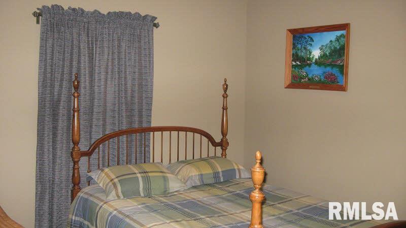 6113 Midway Road Metropolis, IL 62960 - Photo 8 of 16