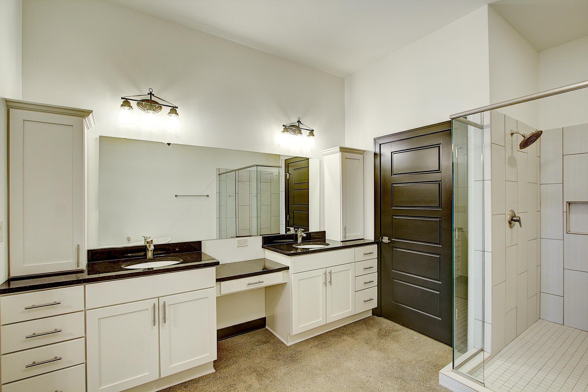 226 North Water Street Milwaukee, WI 53202 - Photo 10 of 13 Master Bath 2