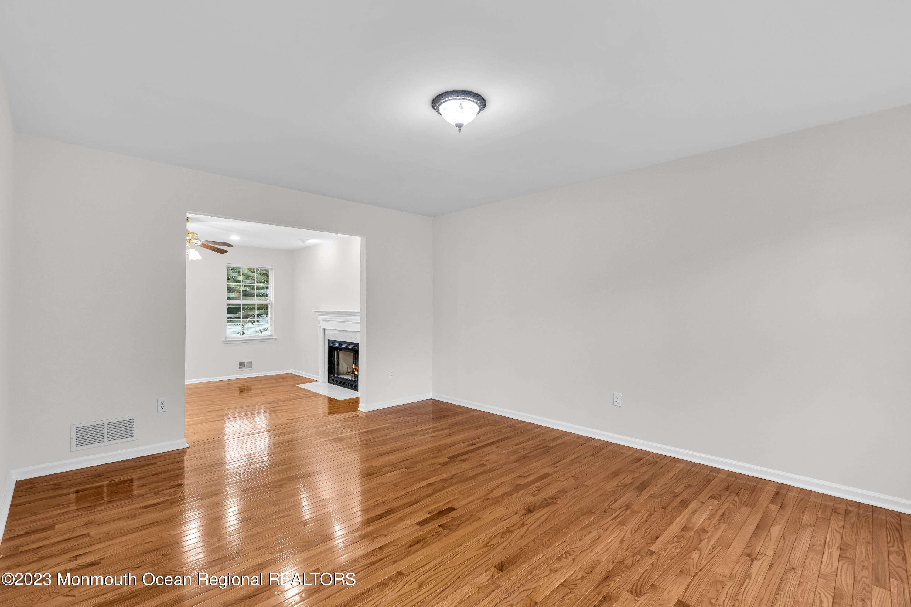 462 Meadowood Road Jackson, NJ 08527 - Photo 6 of 41 dsc04104-1