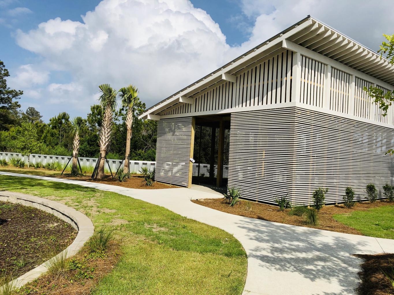 1496 Longspur Drive Mount Pleasant, SC 29466 - Photo 46 of 53 Kayak Storage