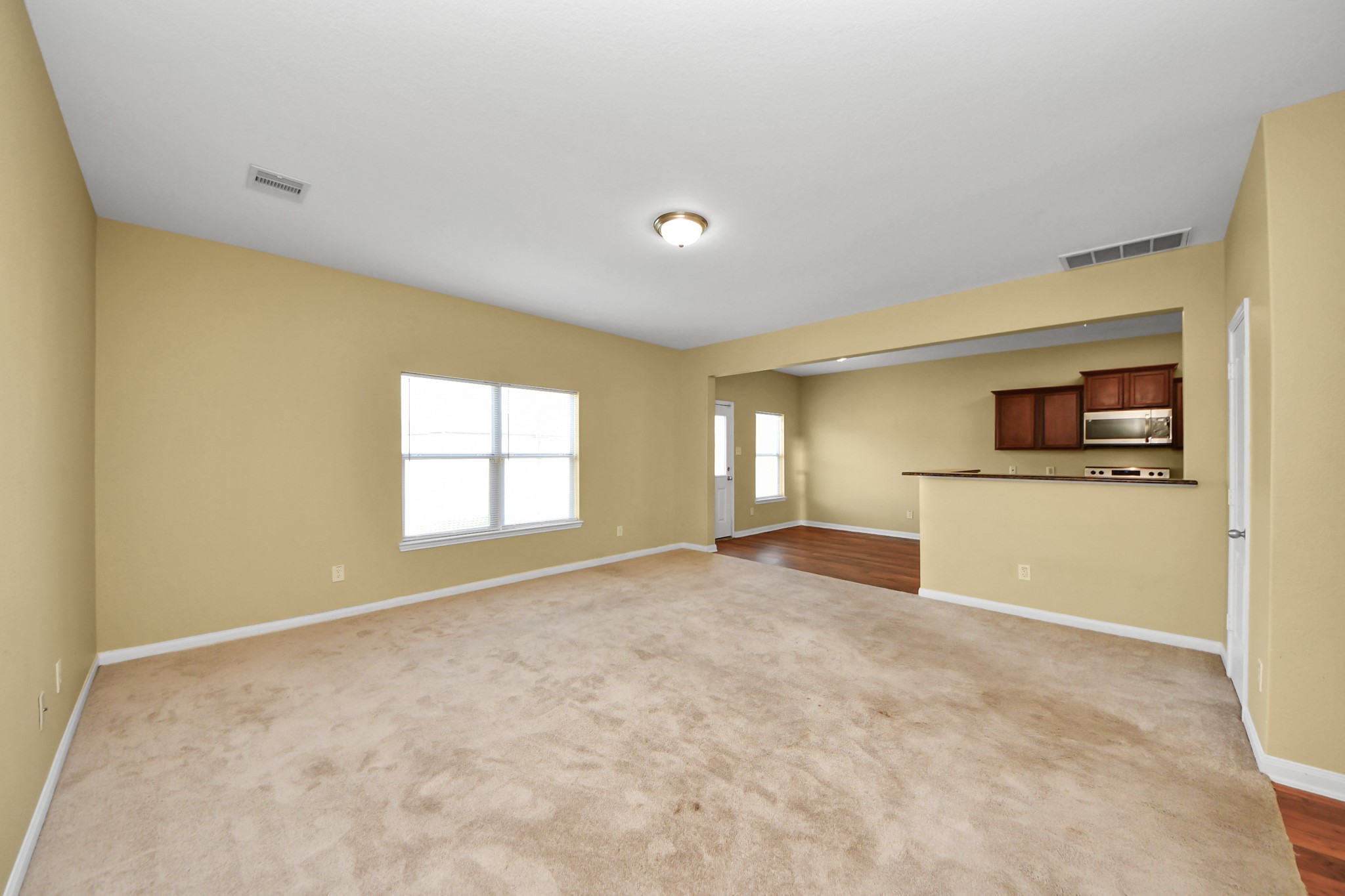 6915 Primrose Road Baytown, TX 77521 - Photo 8 of 31