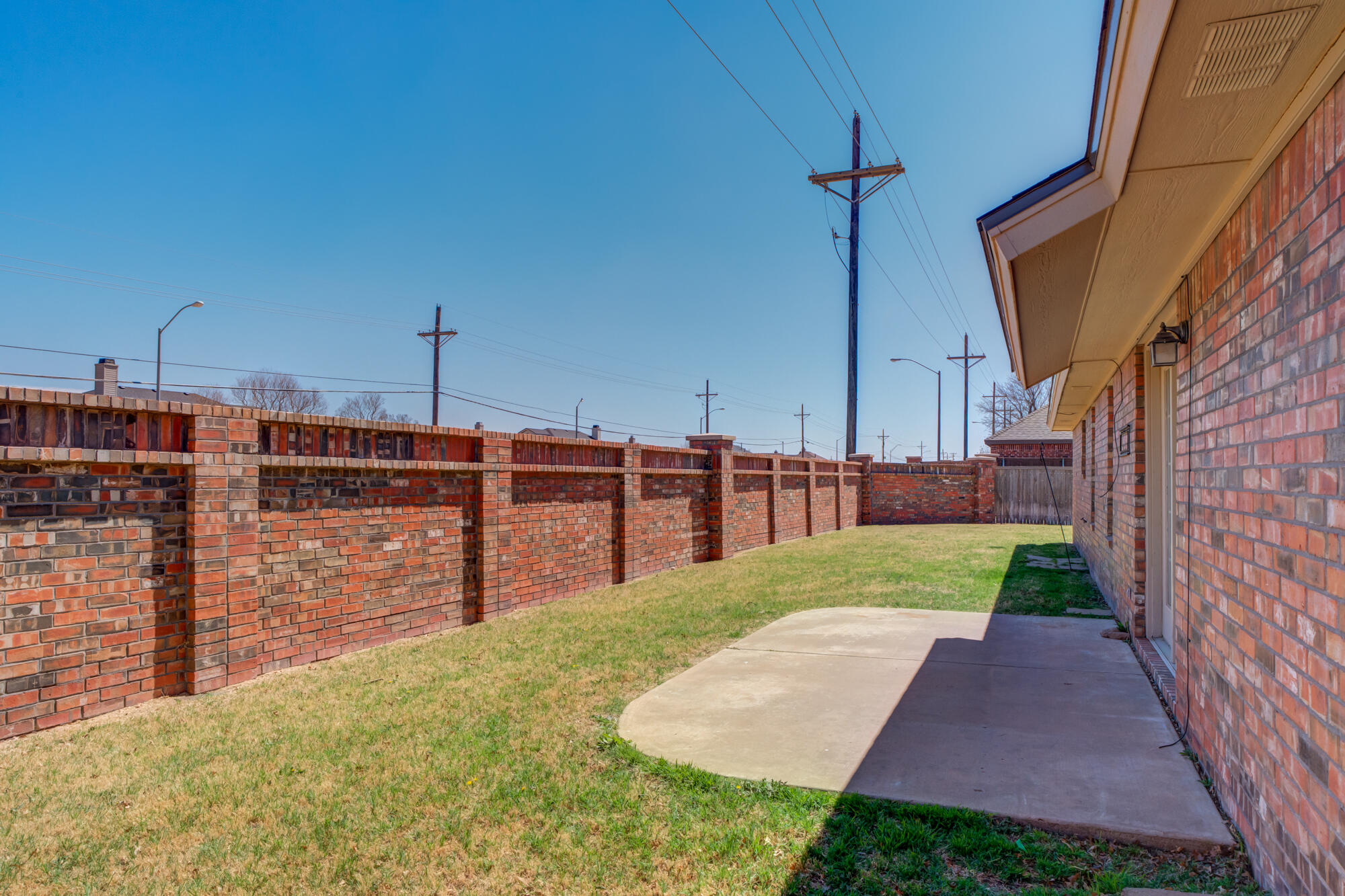 5801 110th Street Lubbock, TX 79424 - Photo 40 of 42 5801-110th-St_Lubbock-TX_19_Backyard