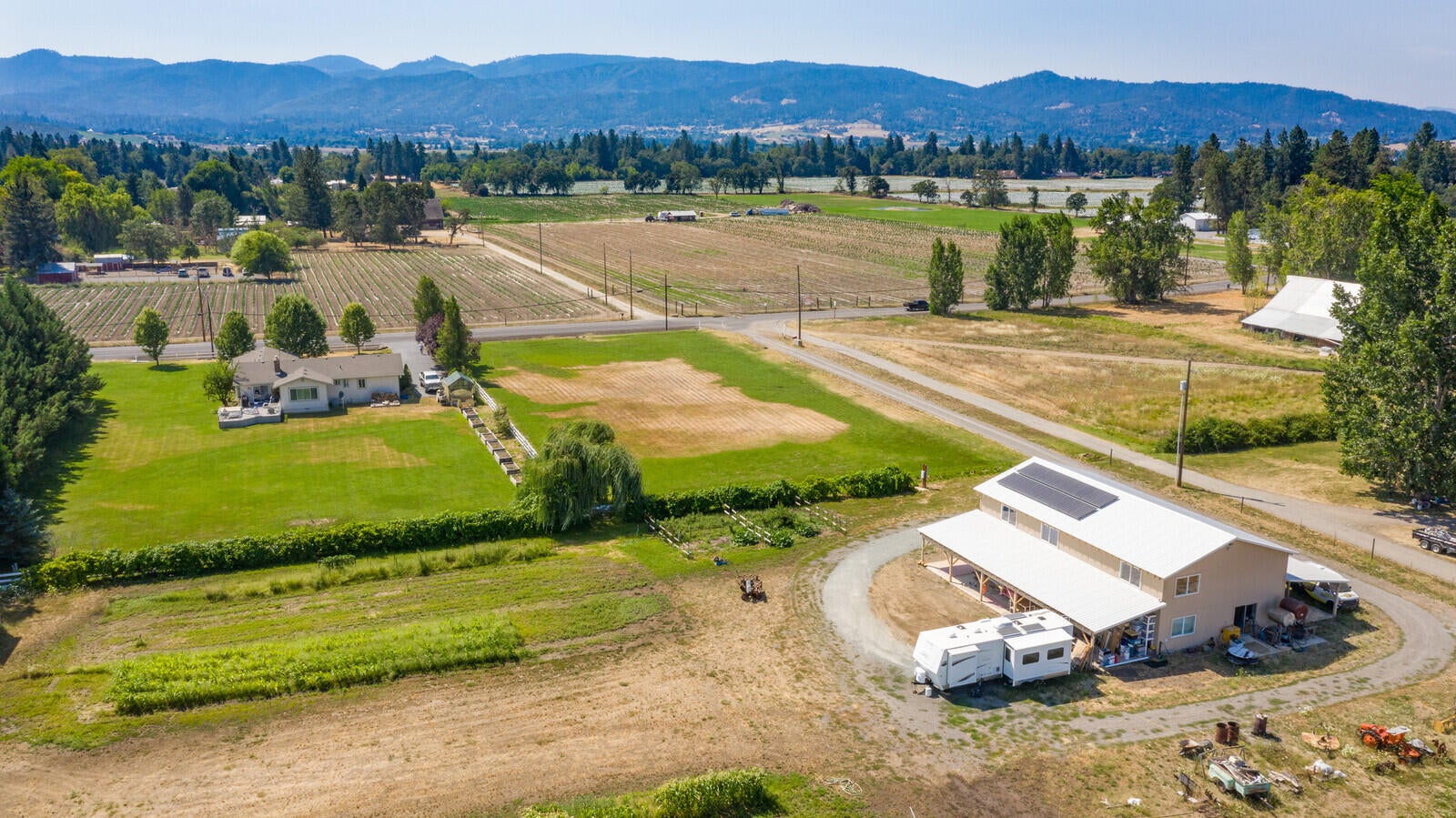 727 Oak Grove Road Medford, OR 97501 - Photo 7 of 43 7-Aerial