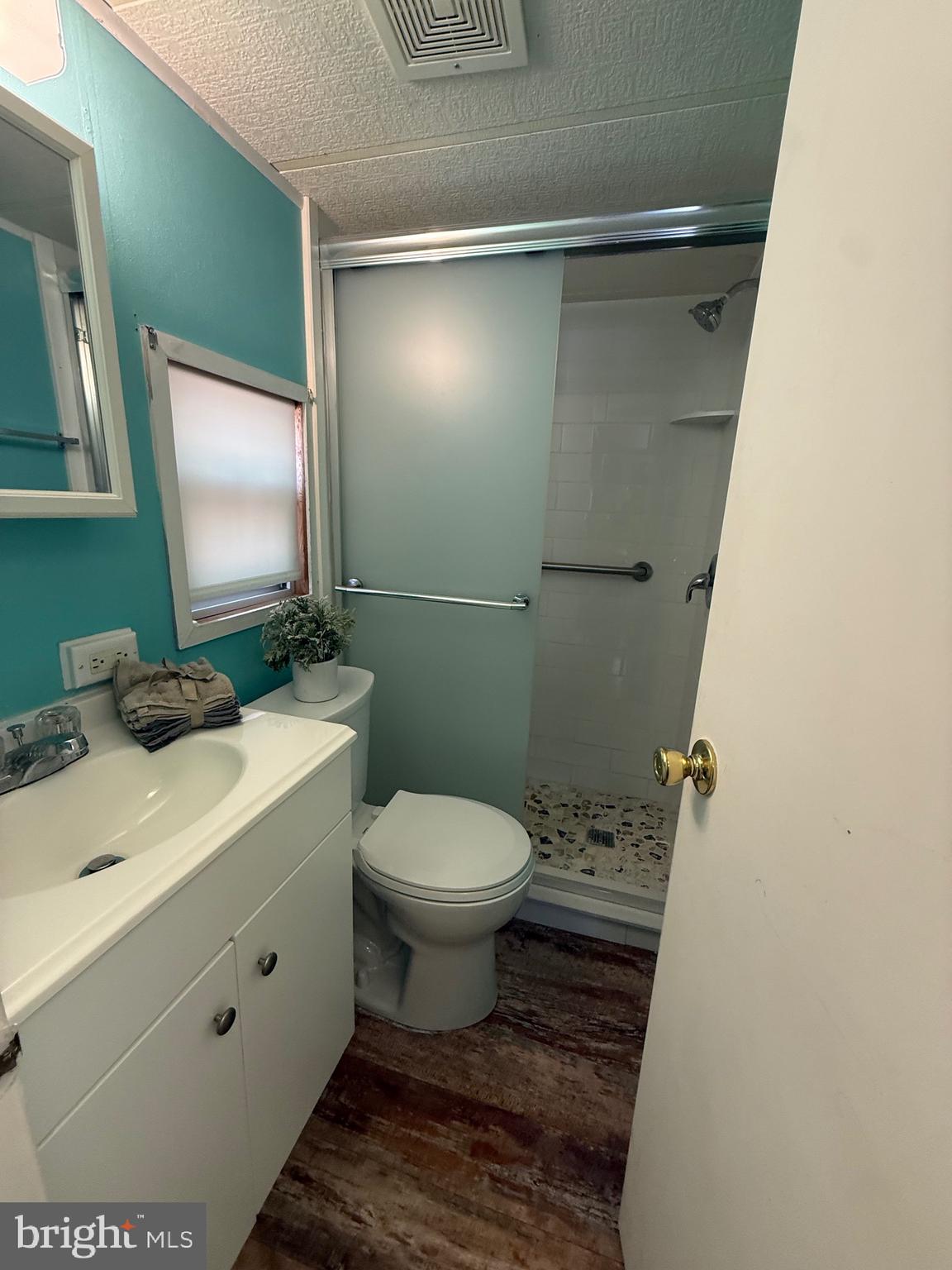 515 Corsons Tavern Road, Unit C35 Ocean View, NJ 08230 - Photo 8 of 22 bathroom