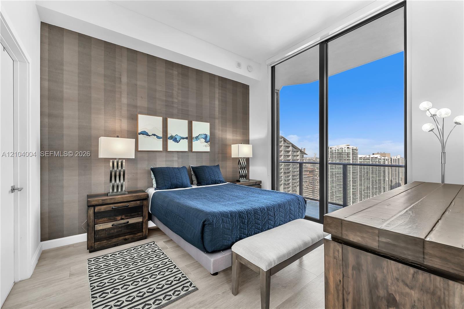 45 Southwest 9th Street, Unit 4501 Miami, FL 33130 - Photo 14 of 39 Gallery Image 14