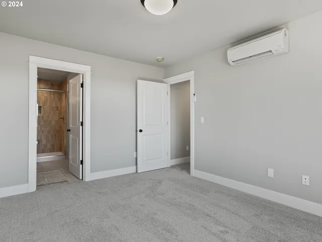 $424,500 | 3674 Southwest Sandlewood Lane, Gresham, OR 97080