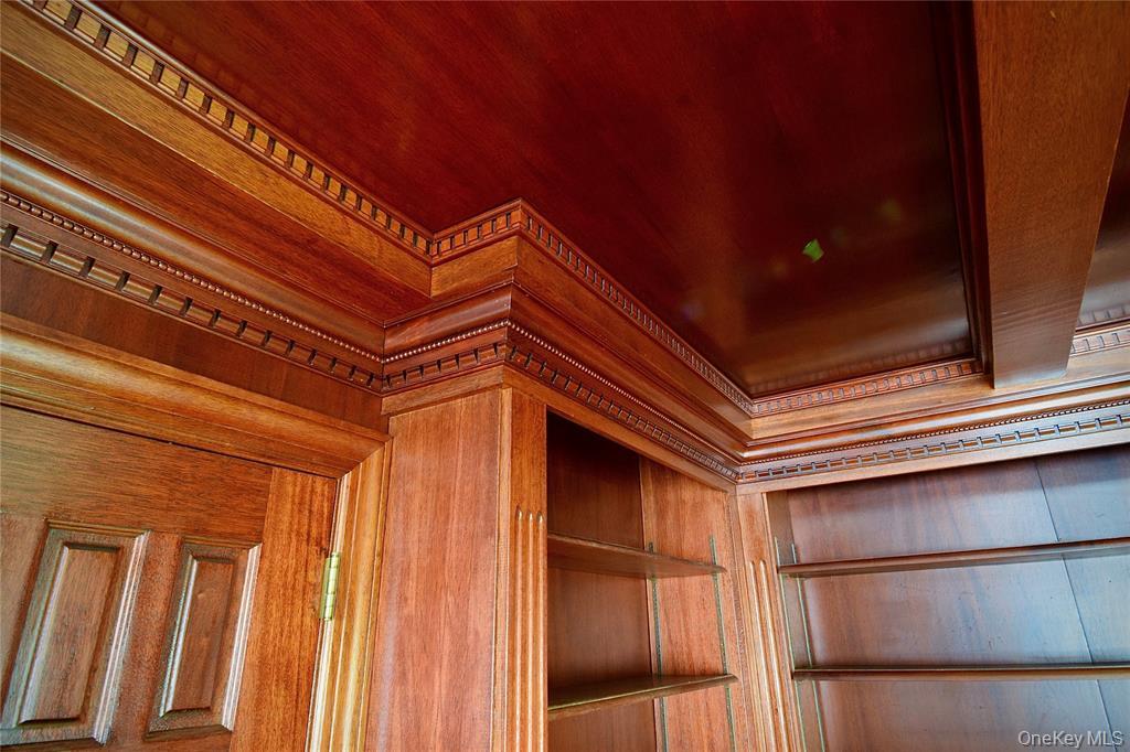 285 Goff Road Livingston Manor, NY 12758 - Photo 6 of 24 Detailed view of crown molding