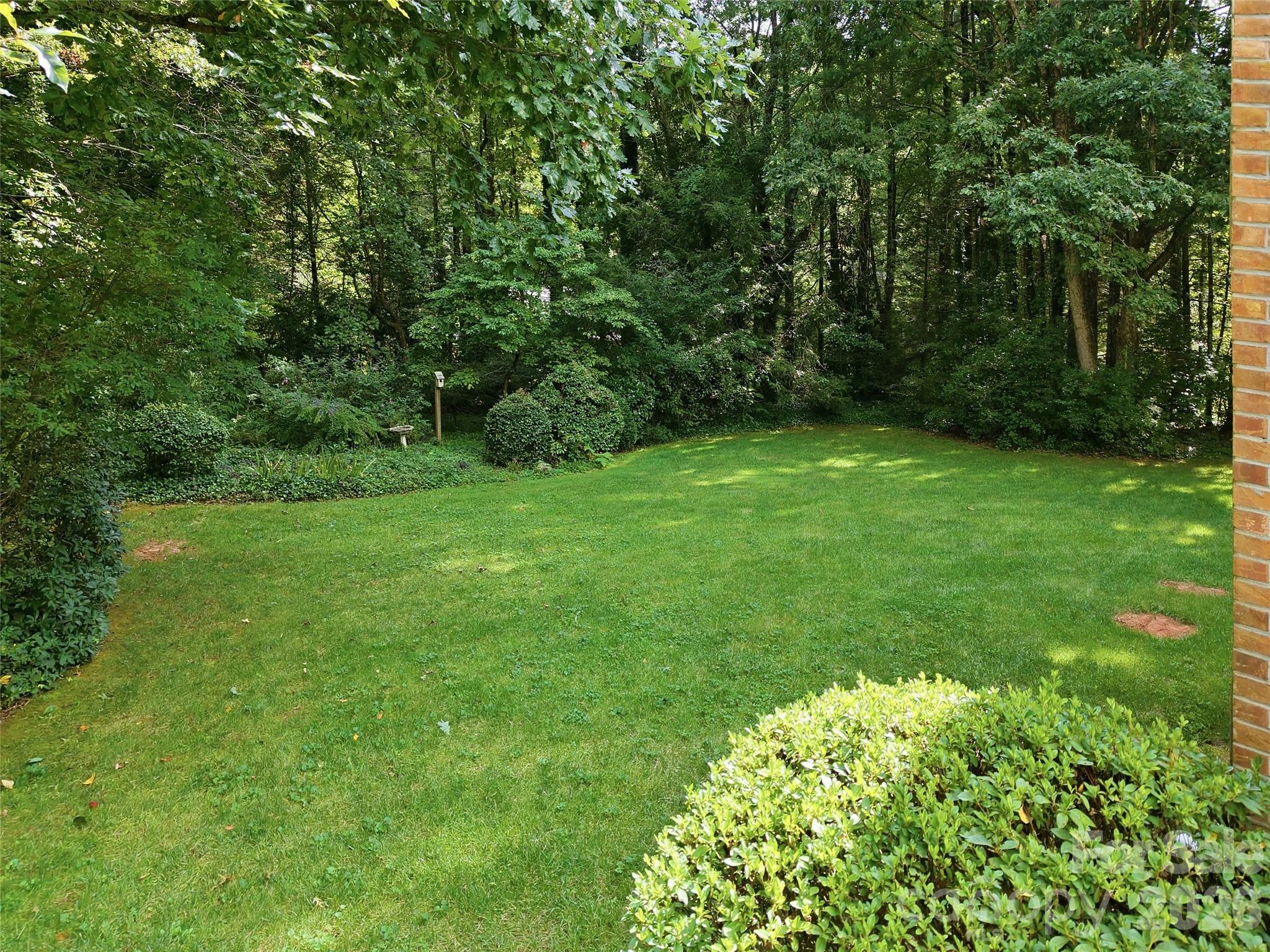 12 Legendary Road Hendersonville, NC 28739 - Photo 15 of 48 Gallery Image 15