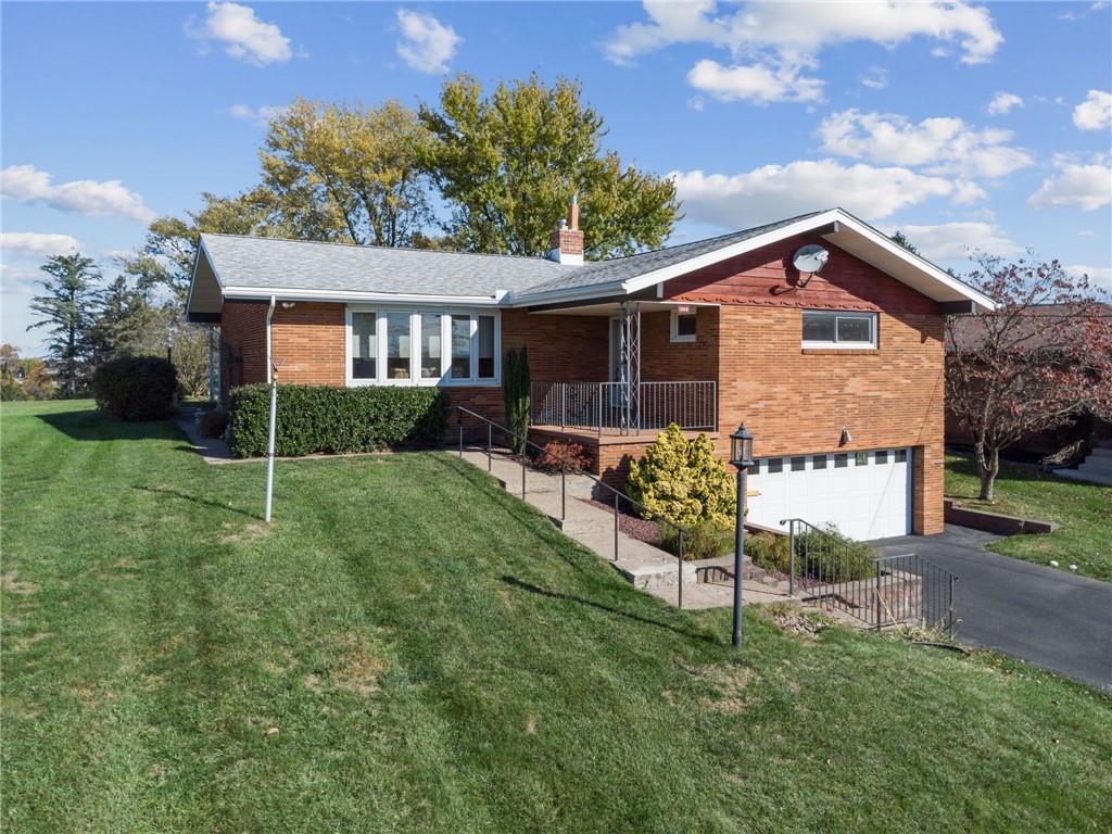 1268 Richard Road North Huntingdon, PA 15642 - Photo 2 of 32