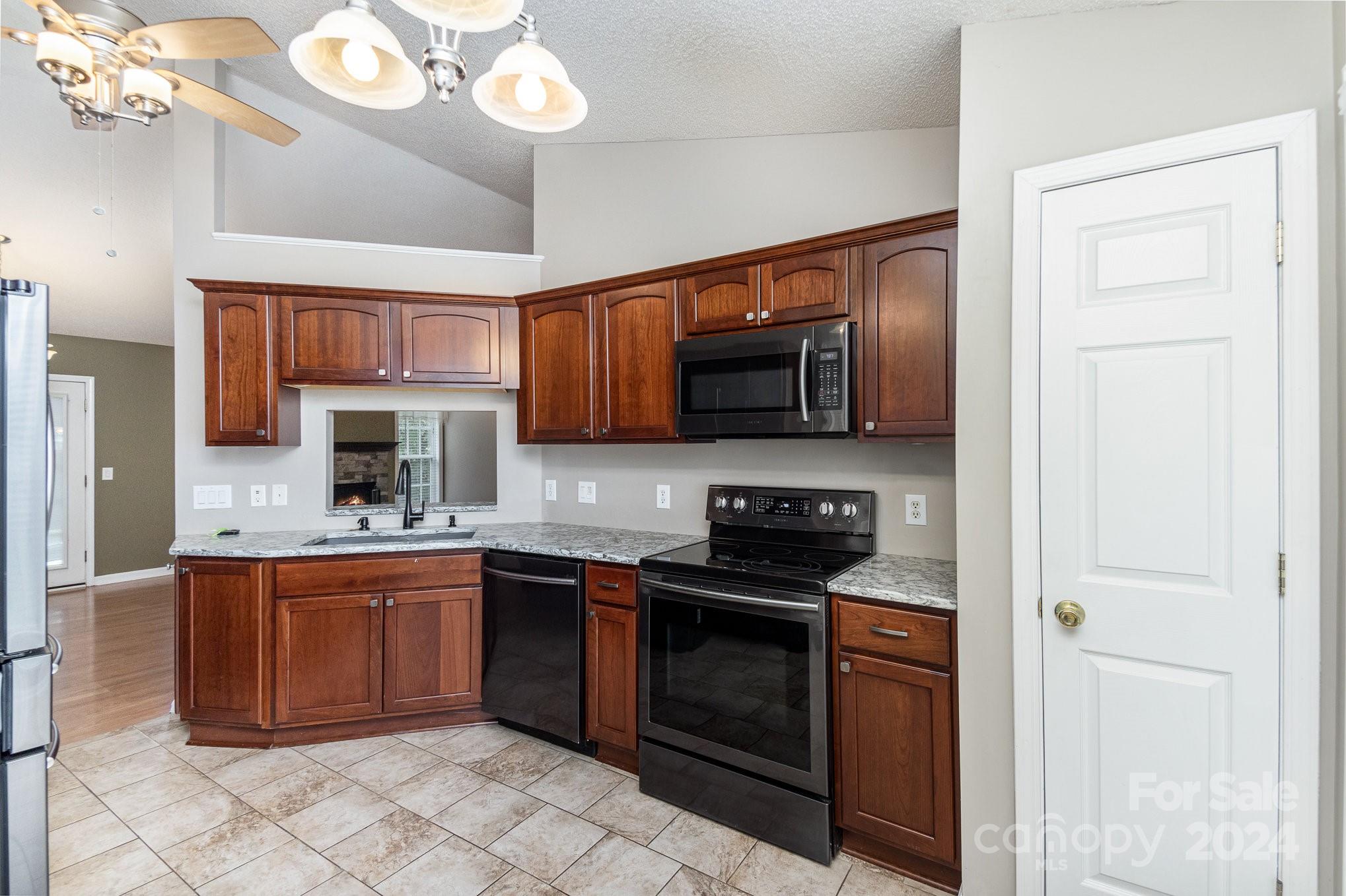 162 Rapids Run Morganton, NC 28655 - Photo 12 of 31 Gallery Image 12